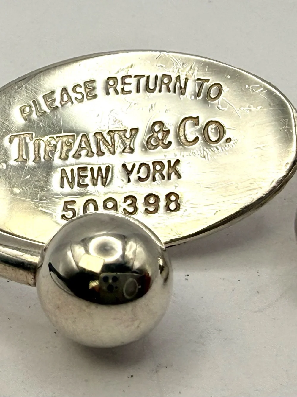 Tiffany & Co. Sterling Silver 'Please Return' Oval Tag Key Ring - Silver Large